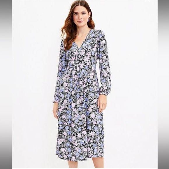 LOFT Dresses & Skirts - Women's Black Floral Ruched Midi Dress